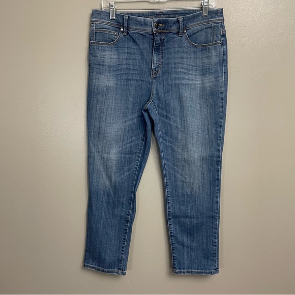 Chico’s So Slimming Girlfriend Crop denim Chicos size 0.5 (US 6) - Picture 1 of 12